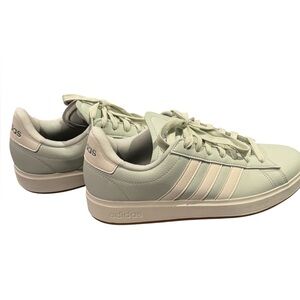 Adidas Green/Seafoam/White Grand Court 2.0 Women's Sneaker (8.5)